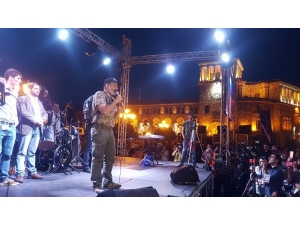 Ermenistan’da Protestolar Devam Ediyor