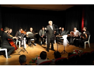 Bayraklı Belediyesi Koroları Mest Etti