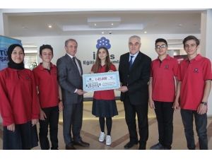 İhlas Koleji Öğrencileri Afrika’da Su Kuyusu Açıyor