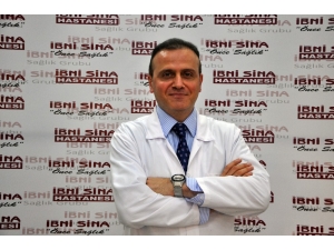 Uzmanlar Uyarıyor, "Sıcak İçecekler Gırtlak Kanseri Yapıyor"