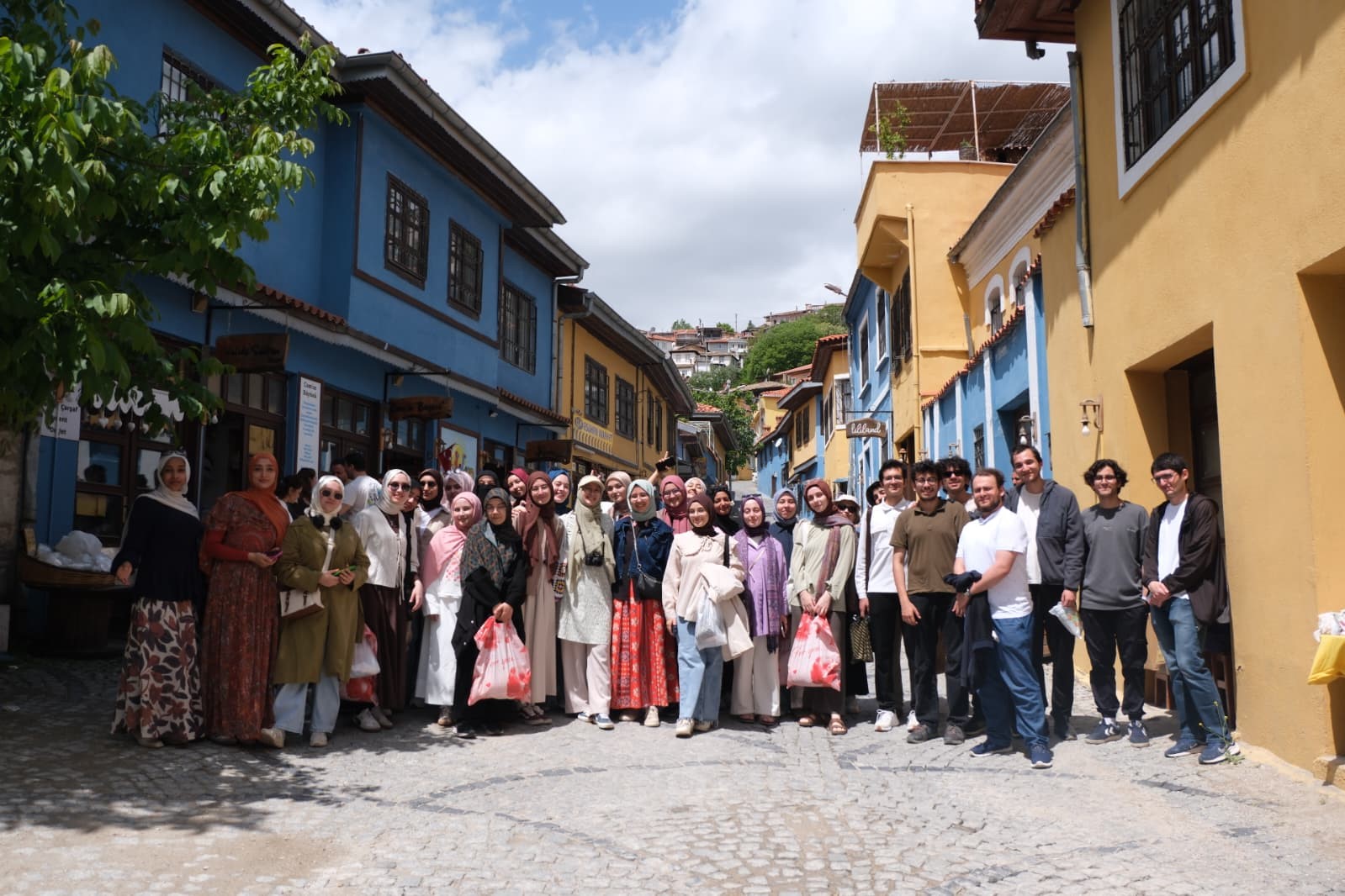 universite-ogrencilerinden-buldan-a-kultur-cikarmasi