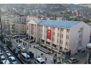 Hakkari’de Fıskiyeli Süs Havuzu Yapıldı