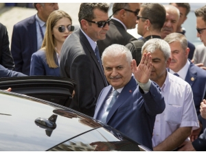 Başbakan Yıldırım Cuma Namazını Hisarcıklıoğlu Beştepe Camii’nde Kıldı