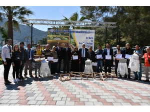 Arıcılar Belgelerini Başkan Gürün’den Aldı