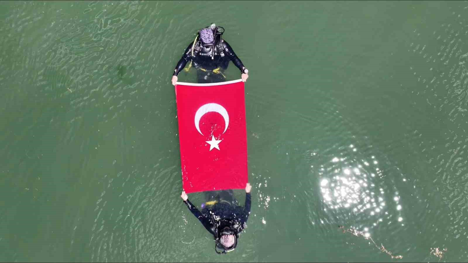 bolu-itfaiyesi-nden-nefes-kesen-tatbikat-dalgiclar-goreve-hazir