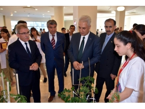 Aliağalı Öğrencilerden ’Tübitak Bilim Fuarı’