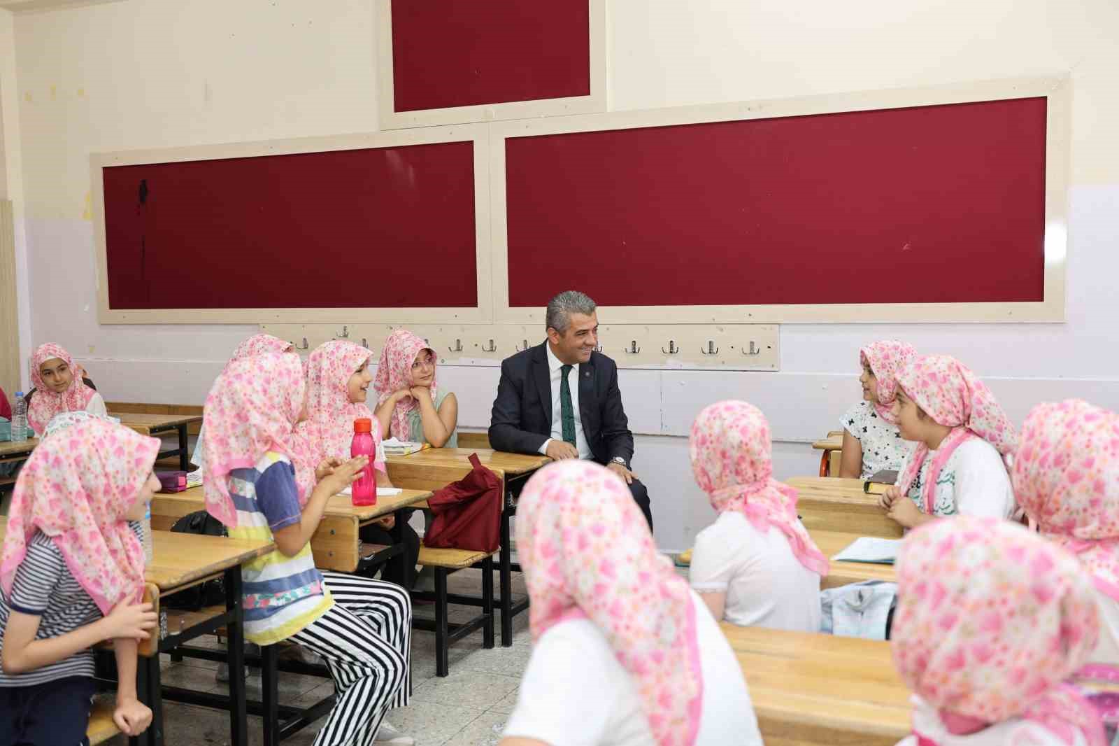 yaz-kurslarinda-cocuklarin-nesesi-gelecege-umut-oluyor
