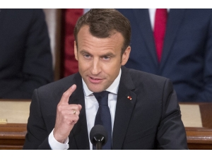 Macron Yolsuzluk Yapmakla Suçlanıyor
