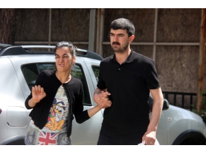 Engelleri Aşan Yasemin Okuma Yazmayı Öğrendi