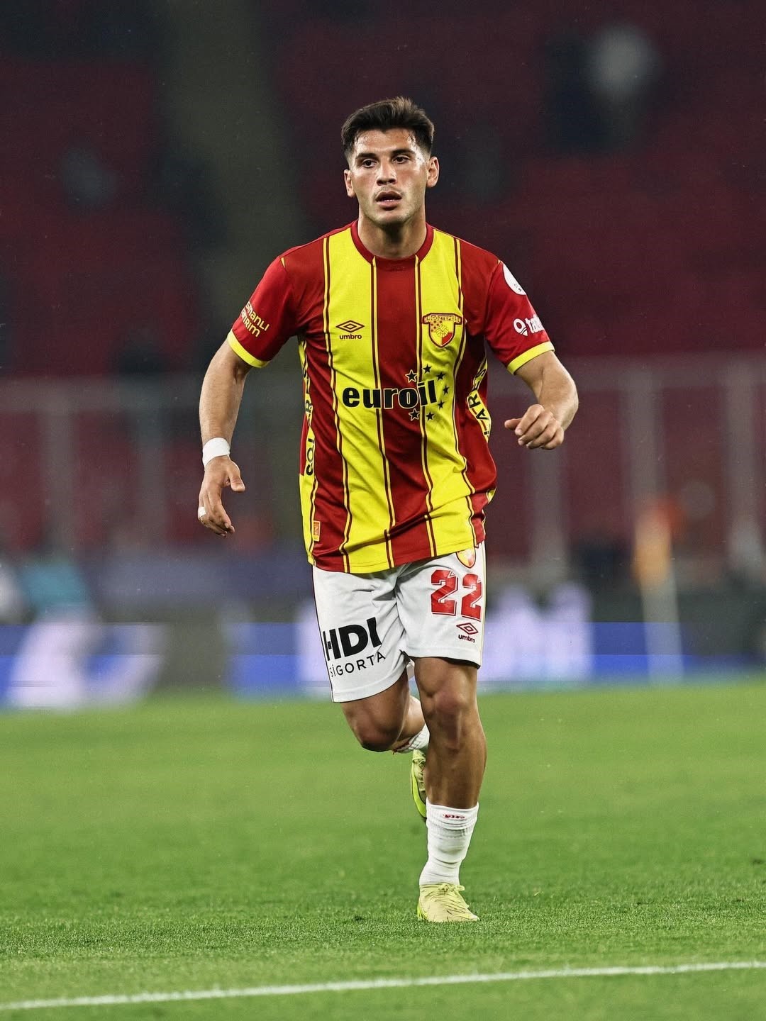 kocaelispor-ugur-kaan-yildiz-i-kadrosuna-katti