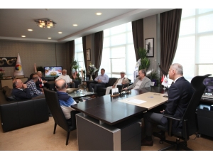 Başkan Altuğ’a Tebrik Ziyaretleri Sürüyor