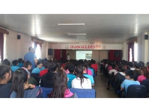 Öğrenciler ’Kene’ Hakkında Bilgilendirildi