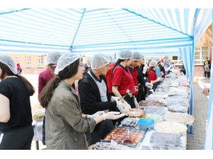 Kermesten Elde Edilen Gelirler Mehmetçik Vakfı’na Bağışlanacak
