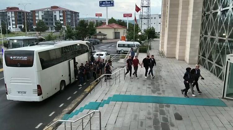 kars-ta-sahte-is-tuzagina-siber-darbe-21-tutuklama