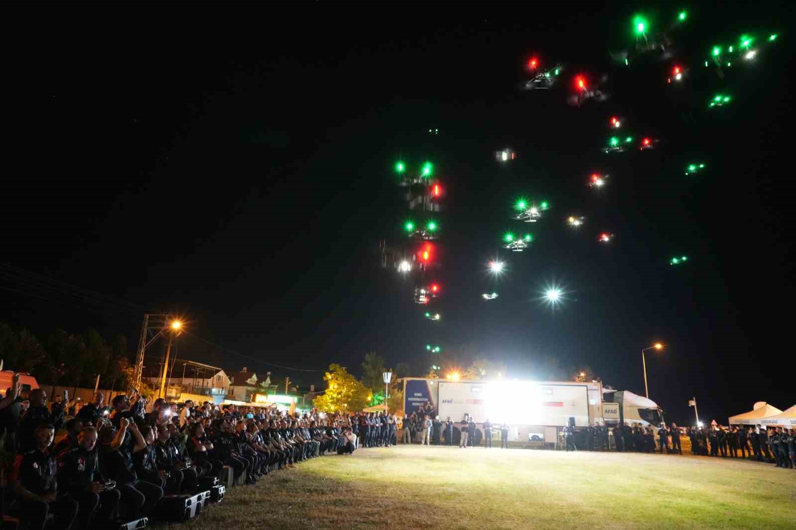 samsun-da-afad-dan-gokyuzunde-dron-gosterisi
