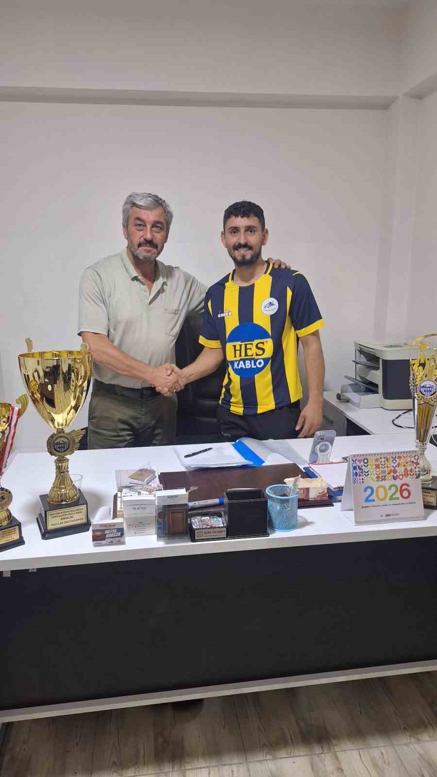 hacilar-erciyesspor-dan-2-transfer-daha