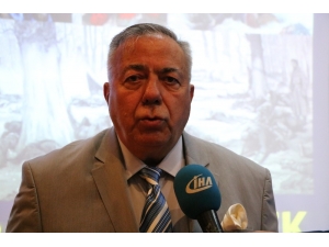 "Soykırım Tarihinin Destanı” Tiyatro Oyunu Büyük Alkış Aldı