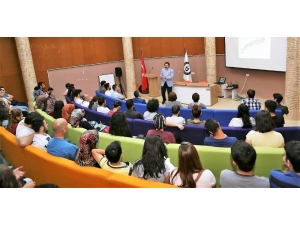 Adü’de ‘Modern Sekülerizm Ve Değer Algısı’ Konferansı