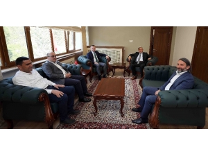 Başkan Karaosmanoğlu, “Güçlü Türkiye İçin Çalışıyoruz”