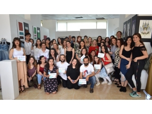 Öğrencilerden ’Sanat Ve Dostluk’ Temalı Karma Sergi