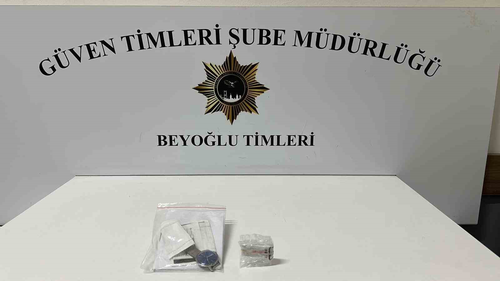 beyoglu-nda-kargo-paketlerini-boyle-caldi