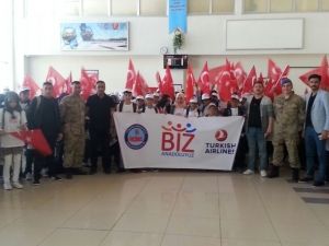 Özalplı 194 Öğrenci İzmir’e Uğurlandı