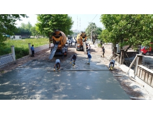 Başiskele’de Yolar Betonla Kaplanıyor