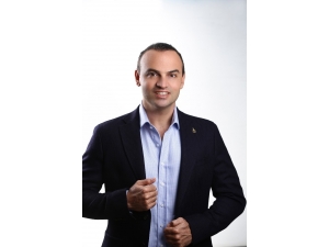 Dişlerin Sararmasında En Büyük Etken Kahve Ve Sigara