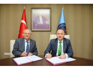Akdeniz Üniversitesinden Yeni İş Birlikleri