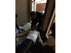 Evinde Şeker Komasına Giren Vatandaşın İmdadına Koştular