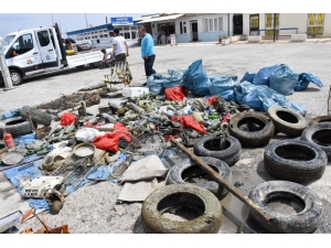 Yumurtalık’ta Deniz Dibi Temizliği