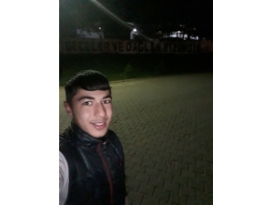 15 Yaşındaki Kayıp Oğlunu Arıyor