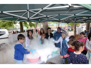 Kartepe’de Muhteşem Çocuk Şenliği