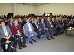 Van’da Çifte Fuar Açılışı