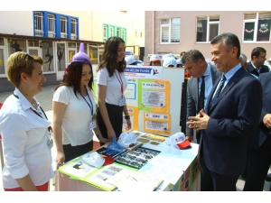 Tübitak 4006 Bilim Fuarı’nın Açılışı Yılmaz Akpınar Mesleki Ve Teknik Anadolu Lisesi’nde Yapıldı