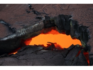 Endonezya’da Sinabung Yanardağı Patladı