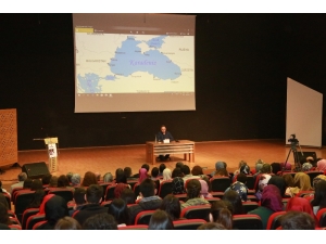 Prof. Dr. Kırımlı: “Kırım’ın Tarihi Acılarla Dolu"