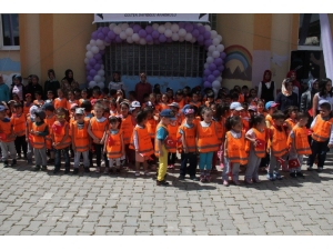 Emet’te Eğitim Ve Bilim Şenliği