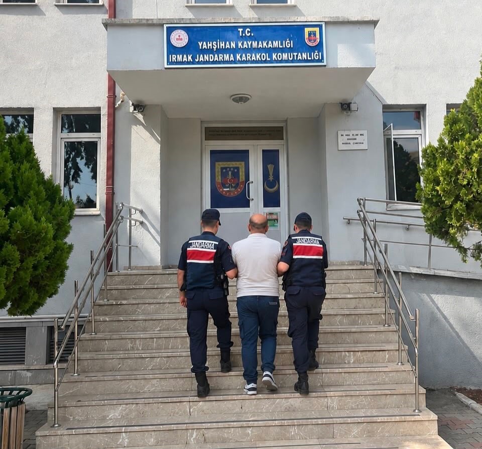 kirikkale-de-3-yil-hapis-cezasiyla-aranan-hukumlu-yakalandi