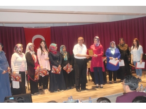 Eskil’de "Evde Çocuk Bakımı Kursu" Tamamlandı