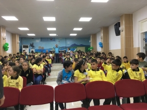 Eğitimci Yazar Ferzende Tanışır İlköğretim Öğrencileriyle Söyleşi Yaptı