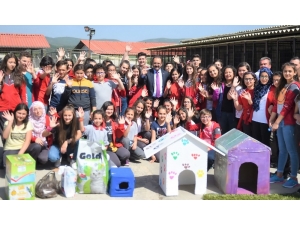 23 Nisan Ortaokulu’ndan Hayvan Barınağına Ziyaret