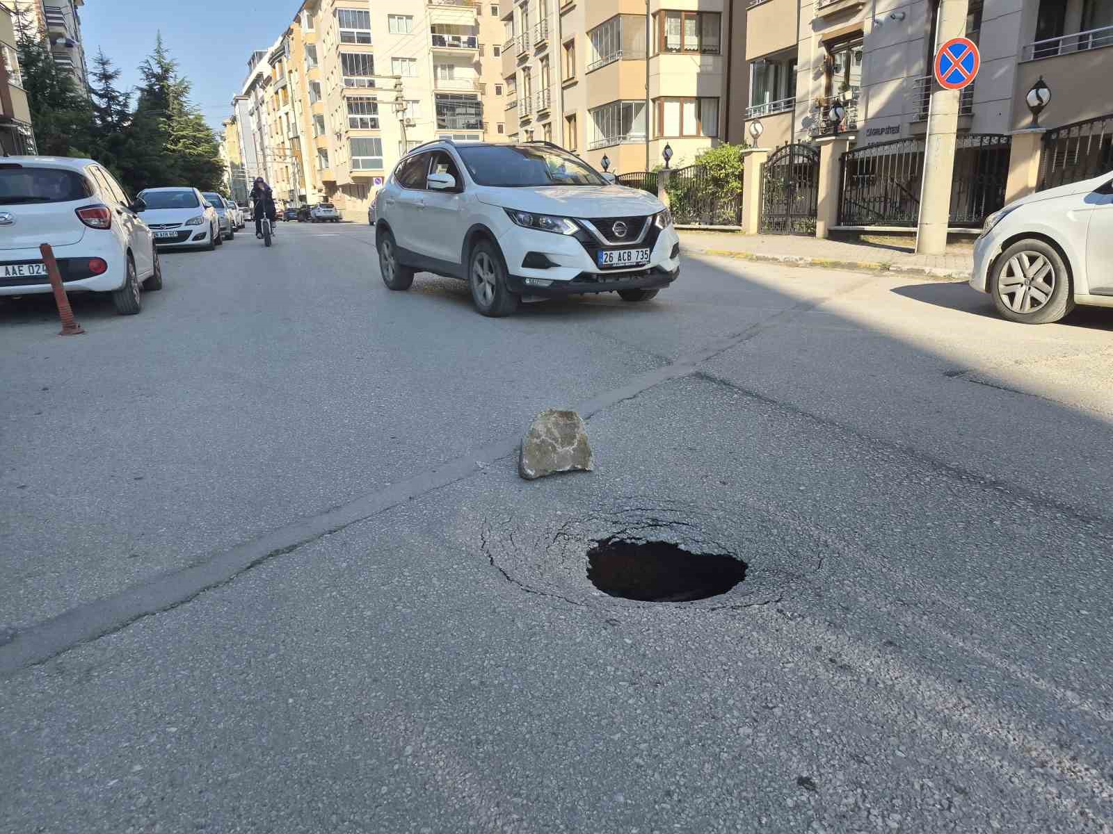 eskisehir-de-yol-coktu-suruculer-zor-anlar-yasadi