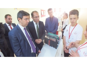 Malazgirt’te ‘Tübitak Bilim Fuarı’ Sergisi