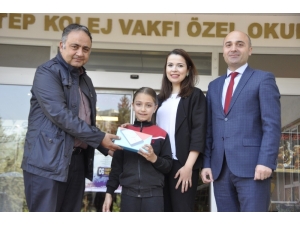 Gkv’li Defne Borazan Resim Yarışmasında İl Birincisi