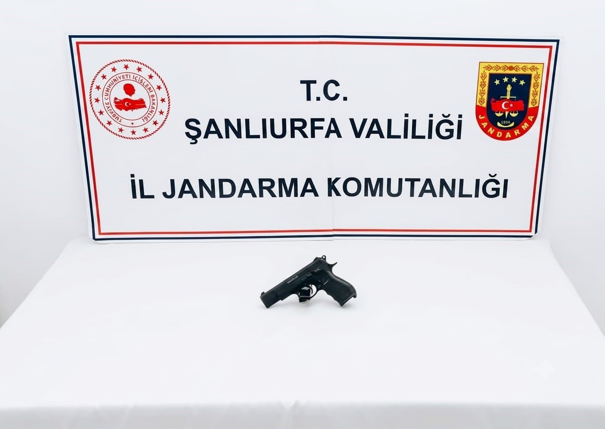 damadin-atesledigi-silahtan-cikan-yorgun-mermi-vatandasi-yaraladi