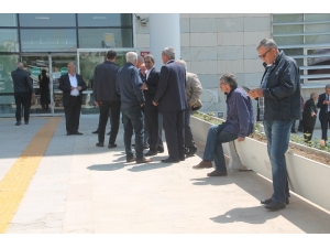 Seçim Kurullarında 100 Bin İmza Yoğunluğu