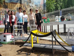 Öğrencilerin Hayallerindeki Köprüleri Yaptılar