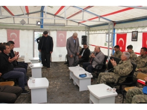 Kars’ta Şehit Astsubay İçin Taziye Çadırı Kuruldu