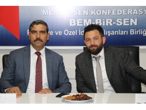 Milletvekili Aday Adayı Sandıkçı, Gezilerini Sürdürüyor